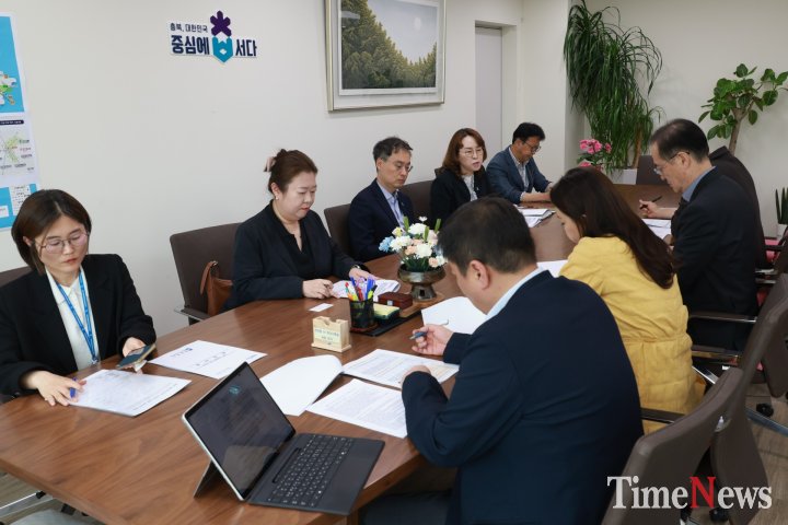 [충북도, 지역 고용현황 점검... ‘26년 일자리정책 속도 낸다! ]