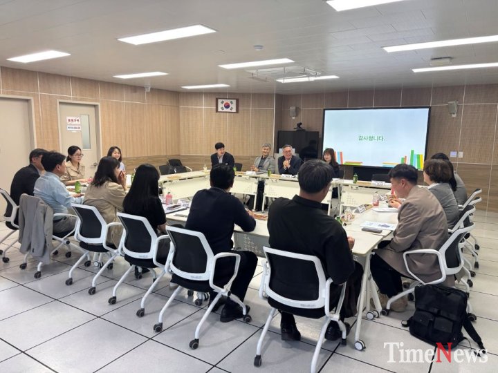 ▲오는 6월 12일까지 교육발전특구 시범지역으로 ‘찾아가는 컨설팅’을 운영을 위해 교육청-지자체-학교 담당자 협의 모습.(사진제공=전남교육청)