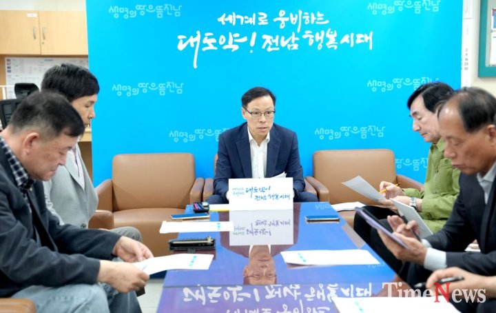 ▲전남·광주 자치법규 정비관련 기자간담회 모습.(사진제공=전남도)