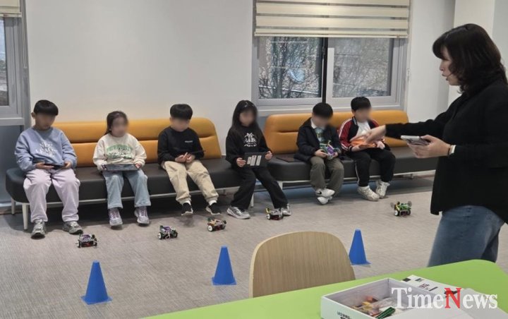 [청주오창호수도서관 실감콘텐츠 기반 독서활동 운영]