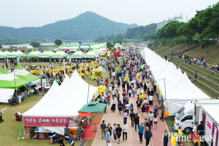 ▲‘제22회 영산포 홍어·한우축제’에 약 15만 명의 관람객이 다녀갔다.(사진제공=나주시)