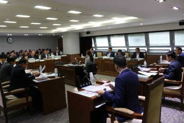 충남도의회 교육위, 도교육청 예산난 속 수백억 이월