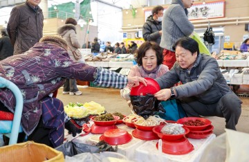 성주군, 설맞이 전통시장 장보기 행사 실시