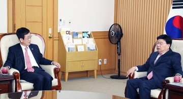 권선택 대전시장, 김춘순 국회예산정책처장 접견