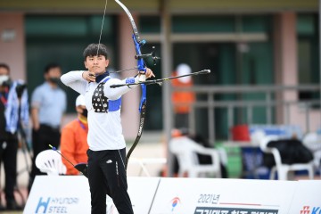 예천군 경북일고등학교 김제덕 선수, 2021 아시아컵 양궁대회 우승