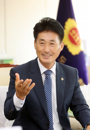 이양섭 충청북도의회 의장, 2024년 송년사 "도민과의 소통 강화, 지역 현안 해결에 최선 다할 것"