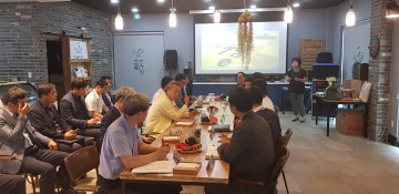 농림축산식품부 오병석 농촌정책국장, 하동군 기업들과 애로사항 상담