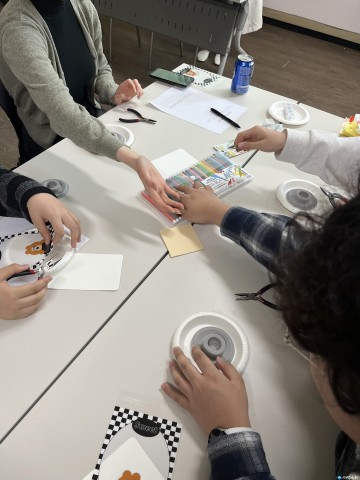 충주시학교밖청소년지원센터, 팔찌 만들기 문화체험 활동 진행