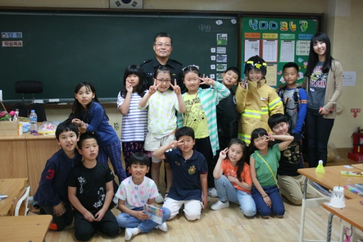 연천소방서, 은대초 소방관 직업체험교실 운영(15.5.19.)