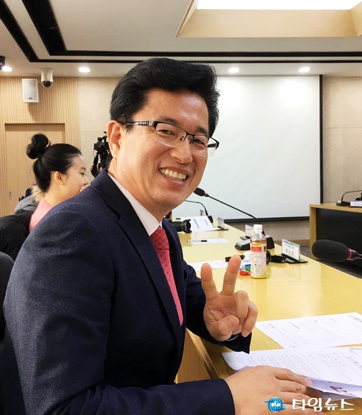 허태정 유성구청장, 좋은 소식 많이 전해주세요!
