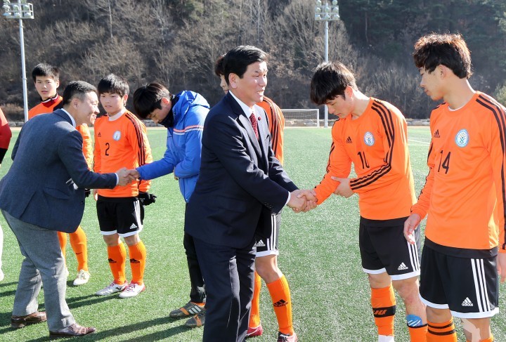 허기도 산청군수 동계전지훈련팀 방문 격려