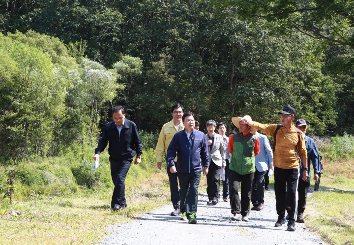 권선택 대전시장, 도심 속 힐링공간서 ‘현장시장실’ 펼쳐