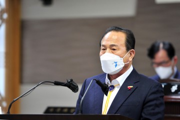 김영만 군위군수, 2022년도 예산안 시정연설