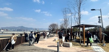 대전관광공사, ‘2025 새봄맞이 대청소’ 실시…도시 미관 개선 나서