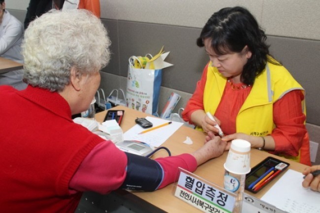 천안시 찾아가는 원스톱 복지서비스 이동상담실로 행복키워요!!