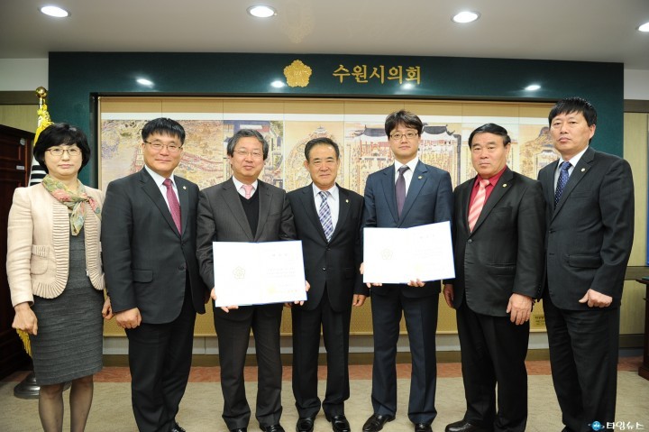 수원시의회 법률고문에 강태순, 이승빈 변호사 위촉