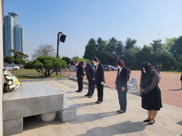 충북남부보훈지청, 5월 충혼탑 참배 실시