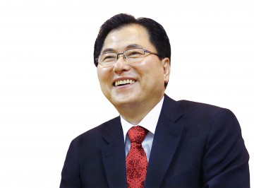 신우철 완도군수완도군을 세계적인 해양도시로 만들어 가겠다