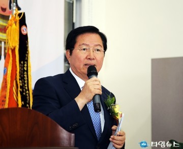 가수원 119안전센터 준공 축사하는 장종태 서구청장