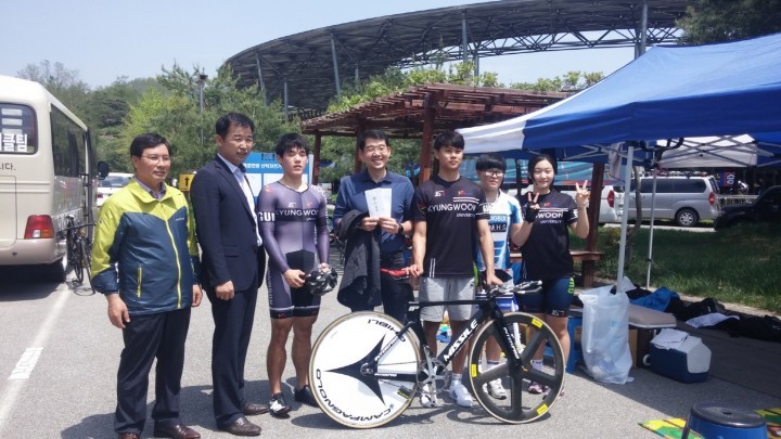 구미시 사이클 선수단 작년에 이어 올해도“우승