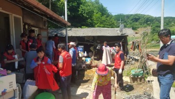 불우 이웃 살피는 대관령한우복지재단
