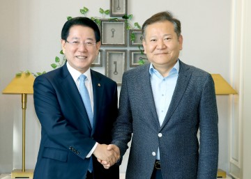 김영록 전남도지사, 정부에 전남5·18 기념공간 조성 지원 건의