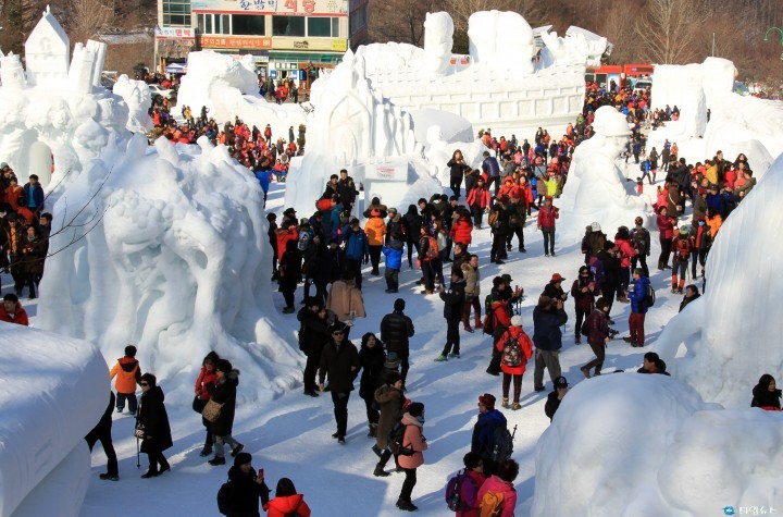 태백산 눈축제 구름인파 몰려