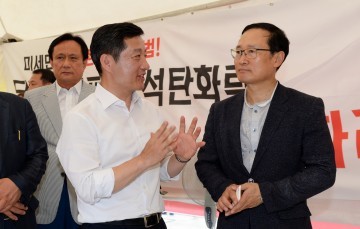 허승욱 충남도 정무부지사, ‘석탄화력 중단 단식농성’ 김홍장 시장 위로방문
