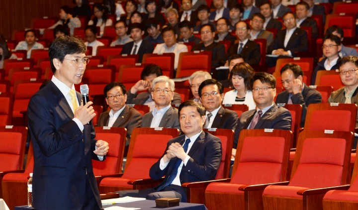 안희정 지사, “일·가정 양립 새로운 대한민국 만드는 일”