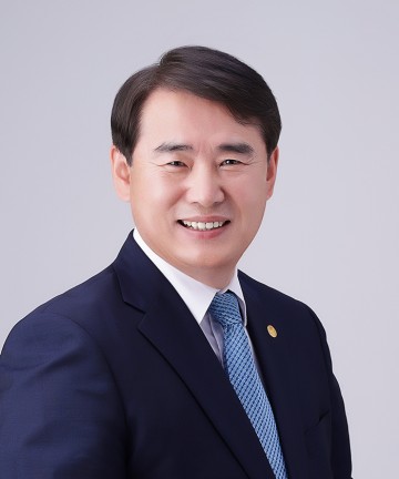 이정선 광주교육감 “5·18 정신으로 민주주의 수호" 비상계엄 관련 입장문 발표      