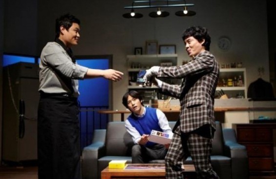 웰메이드 코미디 연극 ‘취미의 방’ 사천 공연