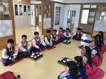 옥계동부초등학교, 글로벌 예절 체험교육 실시