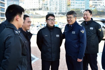 박경민 해양경찰청장, 혹한 속 SCUBA 체험 나서