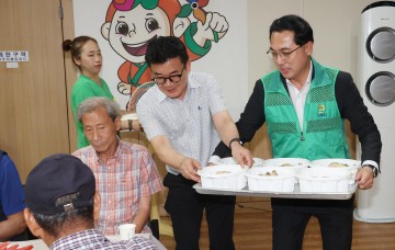 대전 동구 성남동 새마을회, 이웃과 함께하는 삼계탕 나눔행사