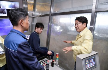 강기정 광주시장 “막 버리면 쓰레기, 분리하면 자원"