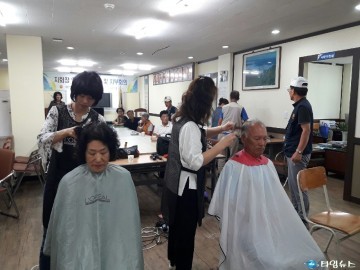 무공수훈자회 충청북도지부 9월 정기 이미용 봉사 실시