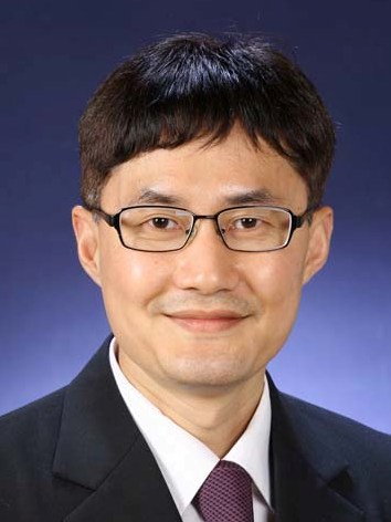  금오공과대학교 응용화학과 오일환 교수 페로브스카이트 소재 이용‘태양광 물 분해’세계 최초 성공