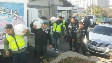  서천경찰서 금강지구대 자율방범대와 사랑의 쌀 나눔 행사