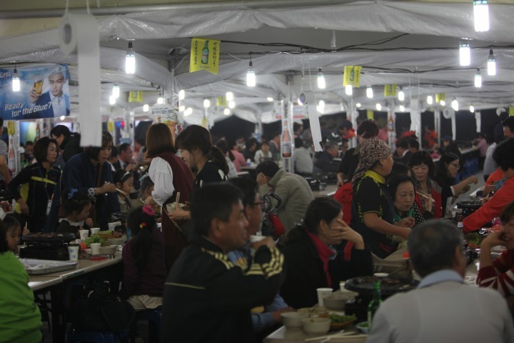 청원생명축제장 외식장소로 “인기”