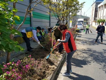 대전 중구, 주민 스스로 가꾸는 우리동네 거리화단 탄생