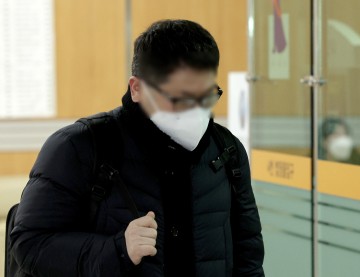 '박영수 200억 약속' 진술, 2021년엔 왜 안했나‘ 법정서 공방