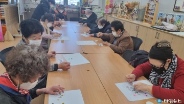 의성군, 치매환자쉼터 늘 봄날 인지교실 운영