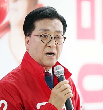 조원휘  유성구청장 후보, 유성구청장 3선 도전 정조준…“20년 집권 피로감”