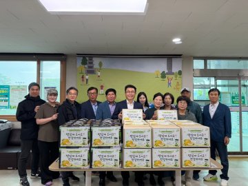 중앙탑면, 홀몸 어르신에 전하는 ‘봄의 문안’… 사계절 온정 나눈다