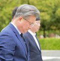 정용래 유성구청장 후보, 봉하 참배 뒤 유성구청장 선거전 본격화