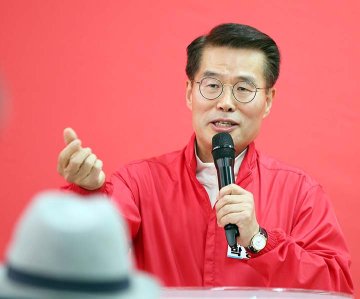 박경호 “최충규·이장우가 대전 바꿨다”…재선 총력