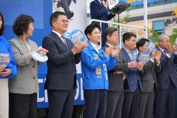 김대중 교육감 후보, 수완지구서 대규모 출정식 개최  