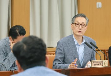 유득원 대전시장 권한대행 “사전투표 준비 철저”…정치중립·안전관리 당부