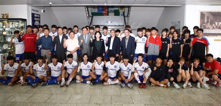 김인식 대전시의회 의장, 전국체전 선수단 격려