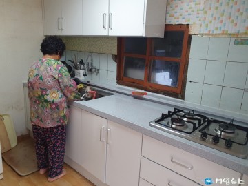 저소득층 맞춤형 싱크대  26가구 지원
